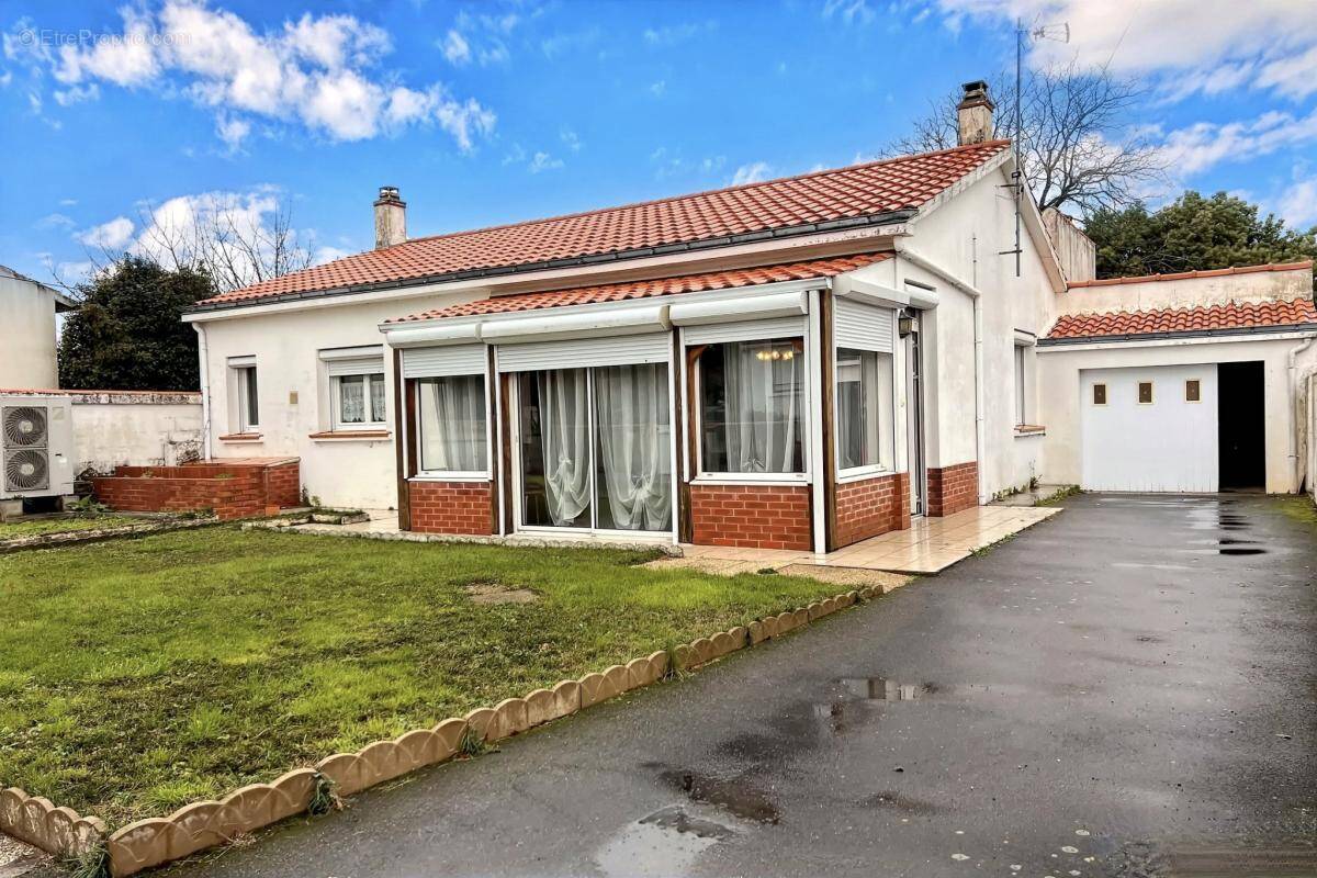 Maison à BEAUVOIR-SUR-MER