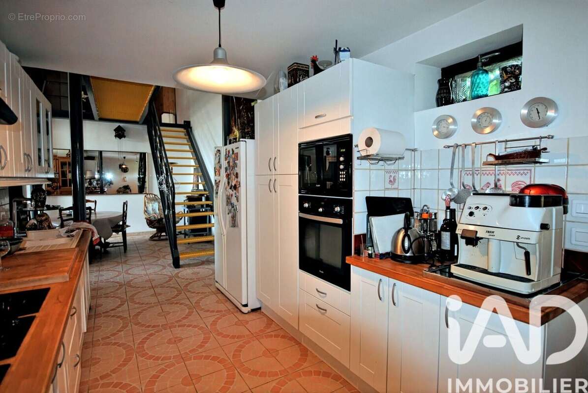 Maison 262 m² à Sury-Pres-Lere  - photo 8