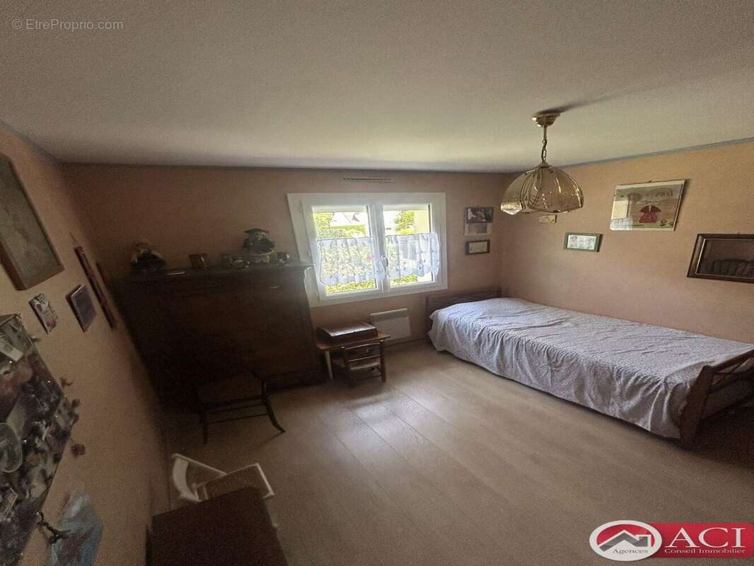 Maison 7 pièces à Ully-saint-georges (60730) - photo 4
