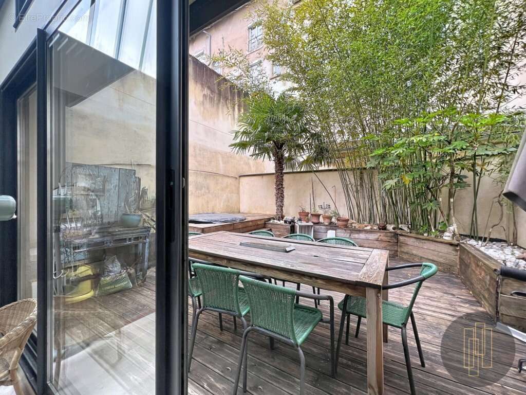 Au cœur de Villefranche Appartement 3 chambres avec terrasse - photo 11