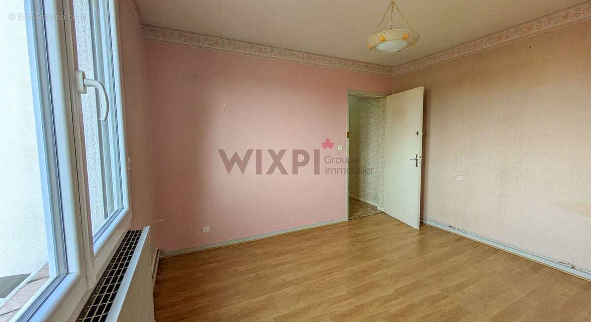 Appartement à BOURG-DE-PEAGE