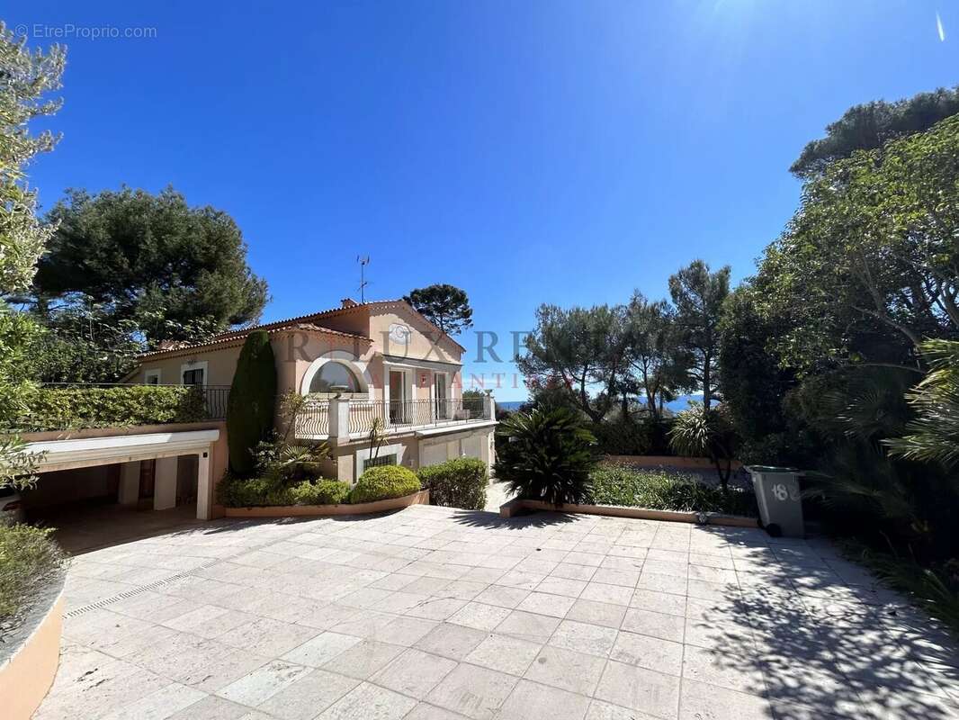Maison à ANTIBES
