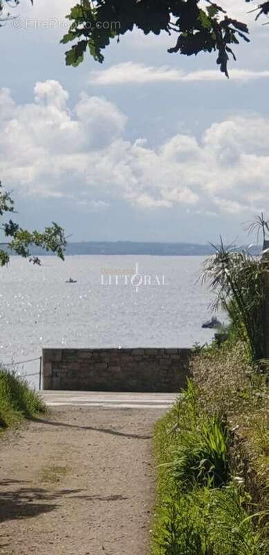 Terrain à PLOUGONVELIN