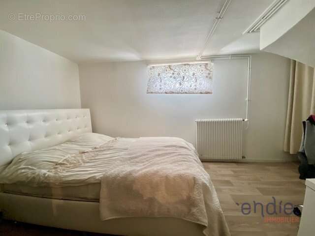 Maison à COLLONGES-LES-PREMIERES