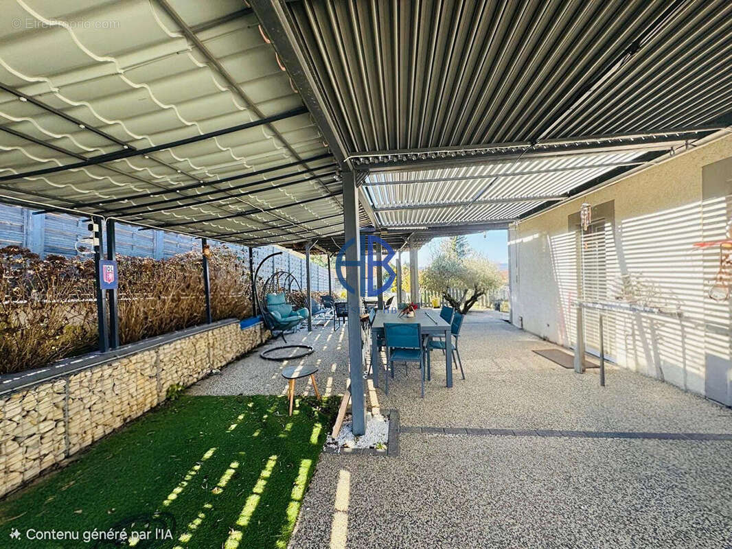 Maison à SAINT-CHEF