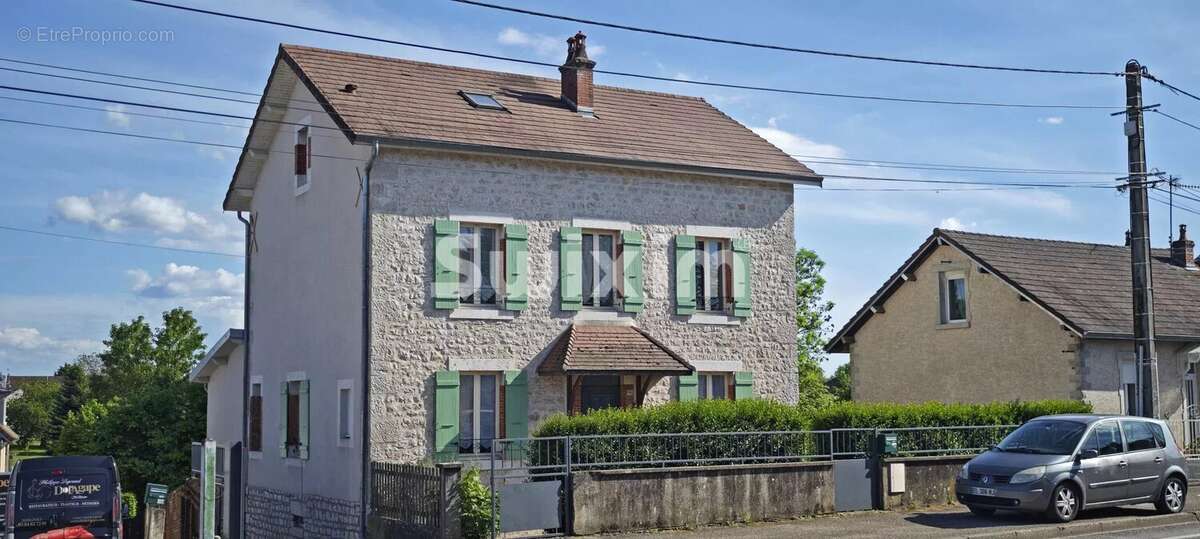 Maison à DOLE