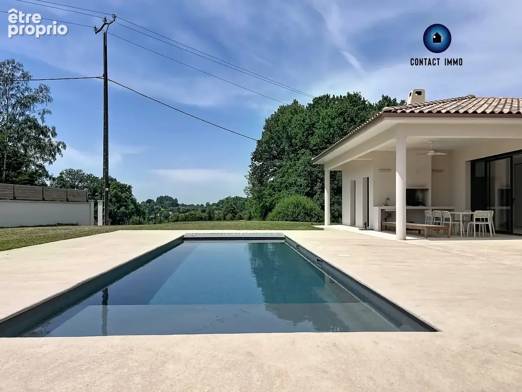 Maison 219 m² à Saint-Mexant  - photo 3