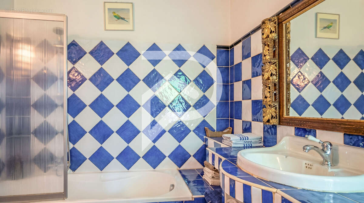 Maison à PAYRIN-AUGMONTEL