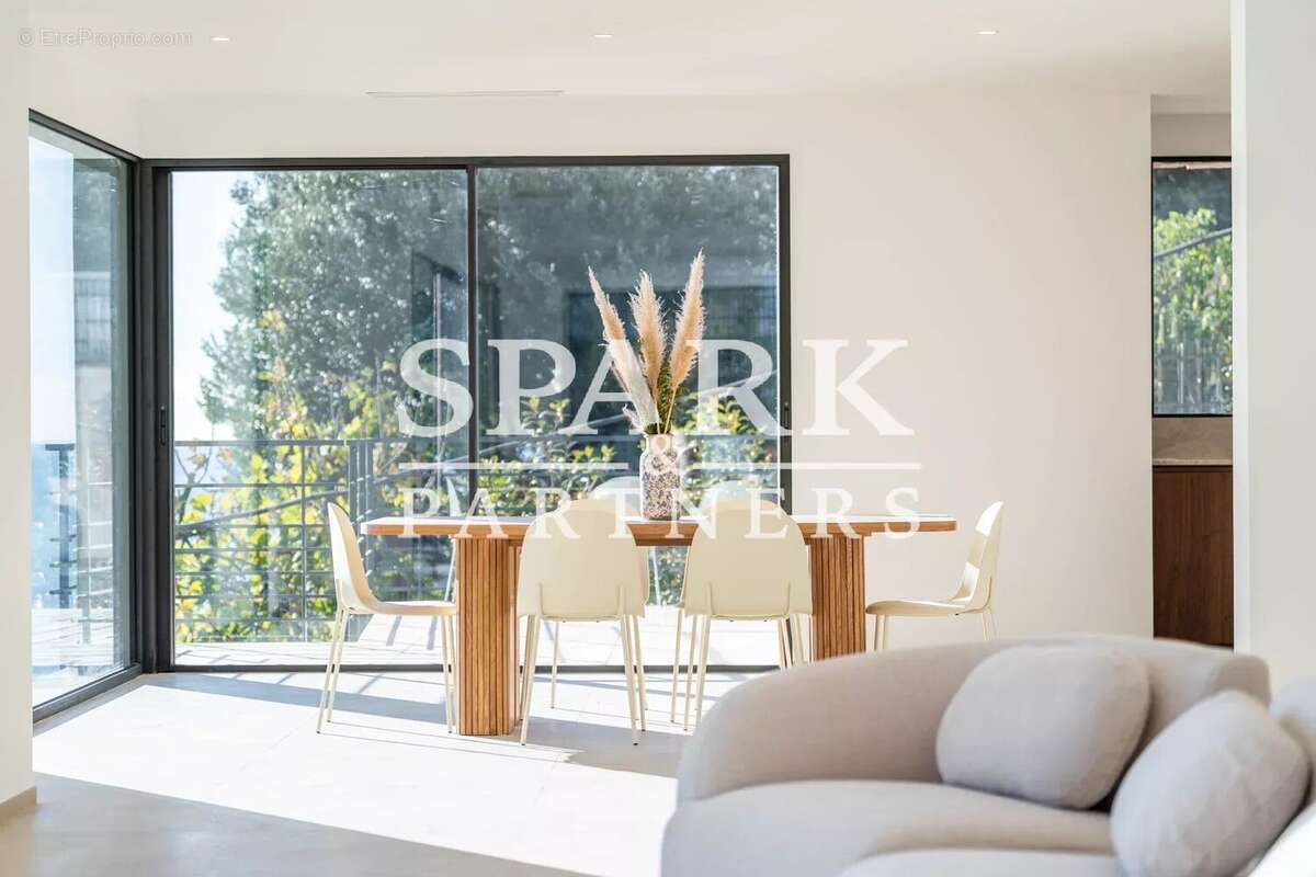 Maison à ROQUEBRUNE-CAP-MARTIN