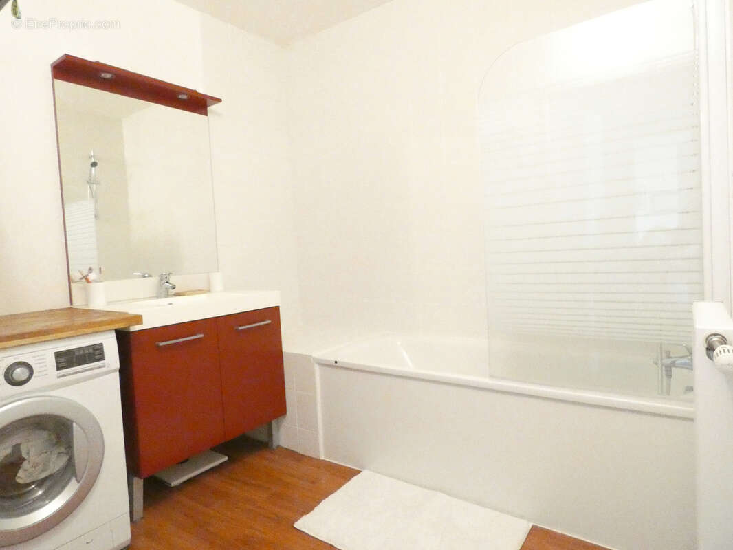 Appartement à LE TAILLAN-MEDOC