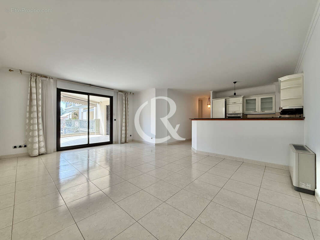 Appartement à HYERES
