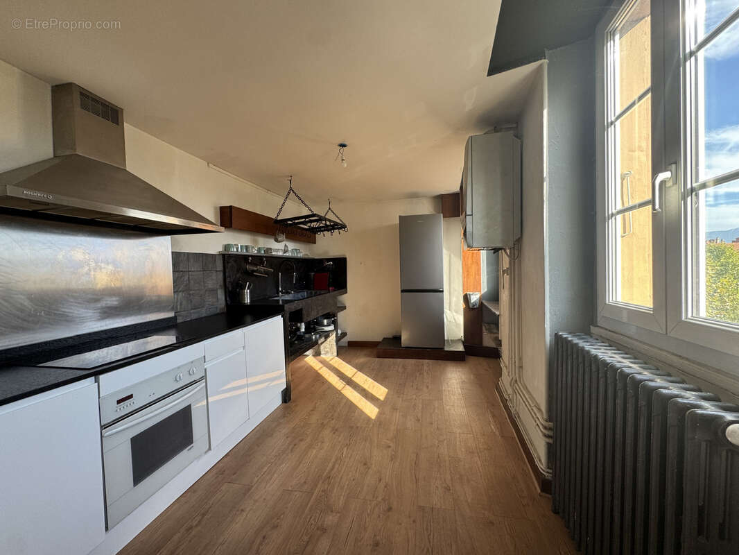 Appartement à ROMANS-SUR-ISERE