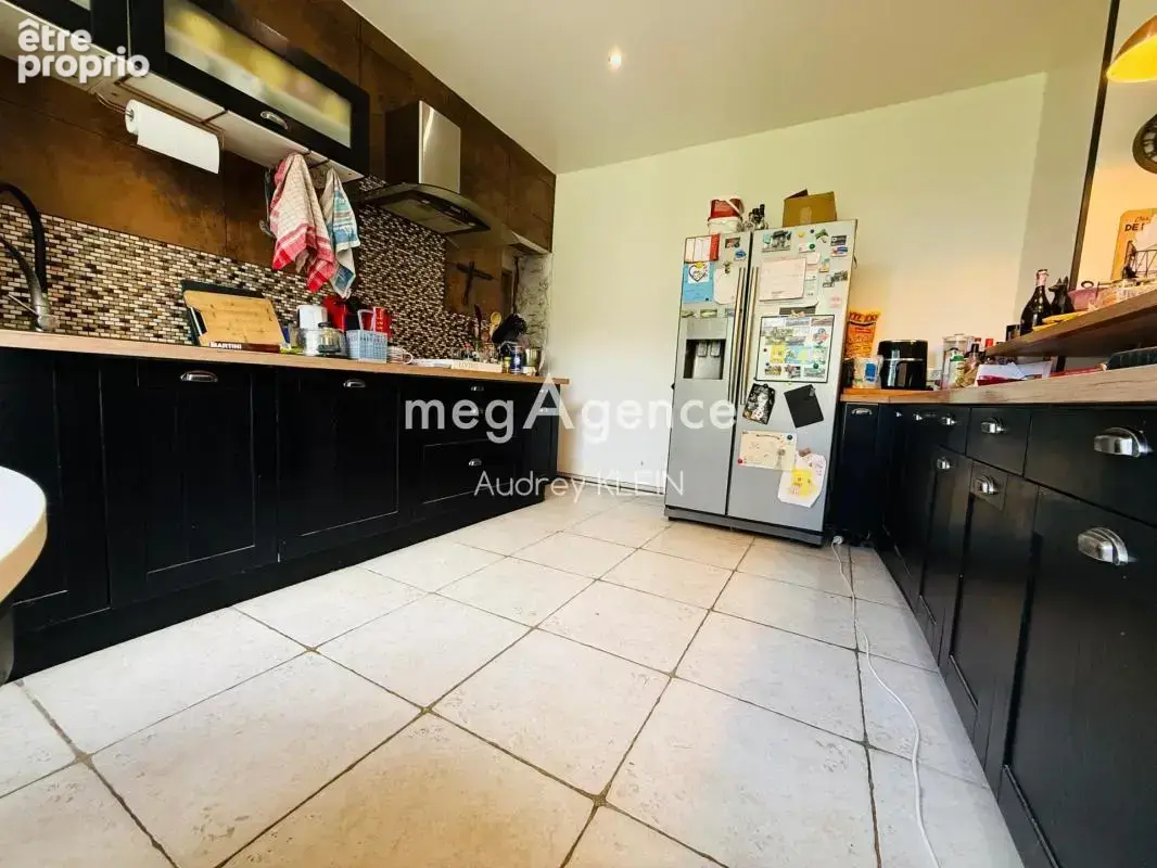 Belle propriété au calme avec terrain, piscine et box équestre - photo 7