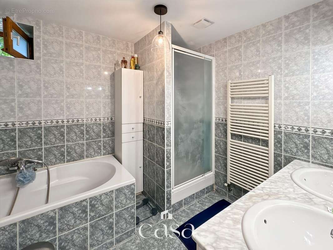 Maison 181 m² à Bons-Tassilly  - photo 7