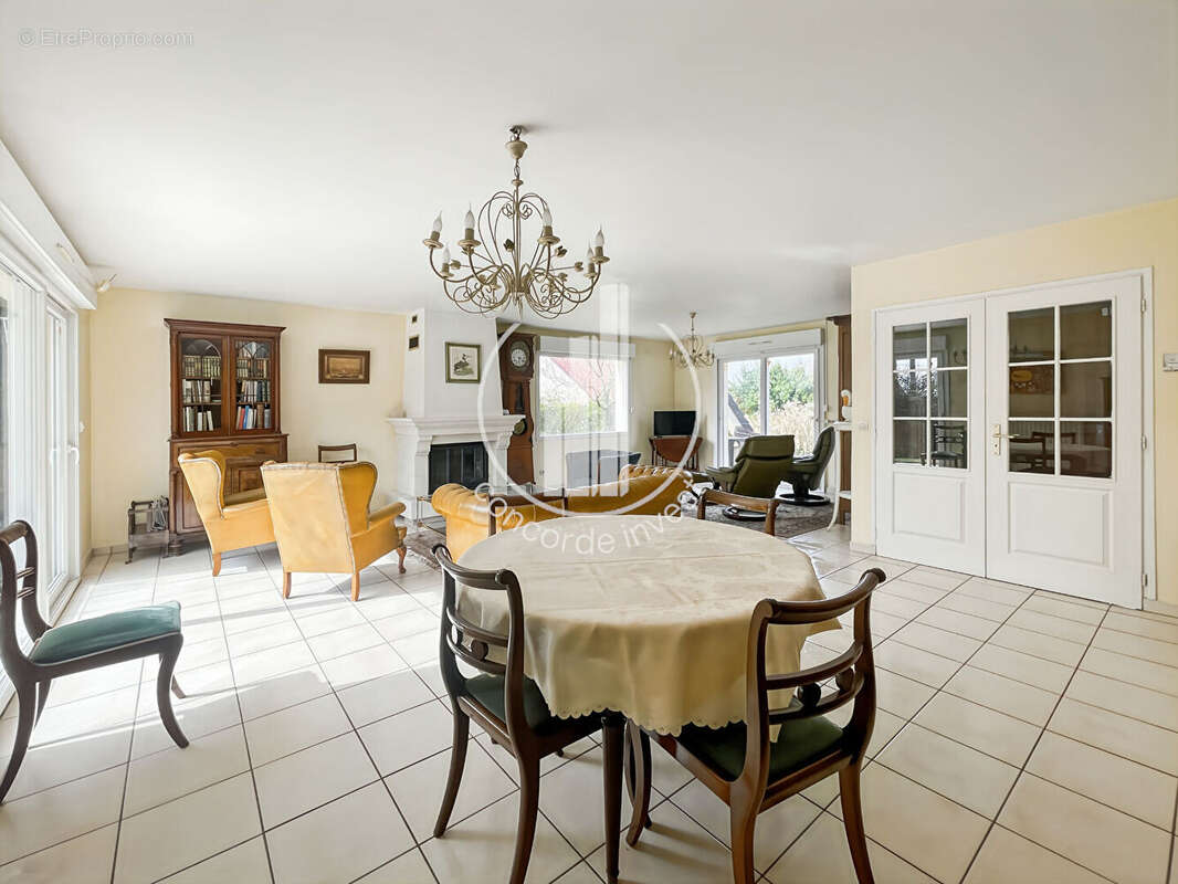 OPPORTUNITÉ RARE -15 MIN DU TOUQUET -189 m² sur 1891 m² de terrain - photo 5