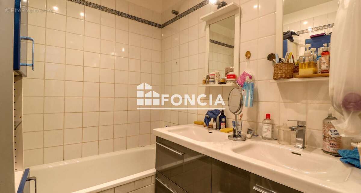 Appartement à LE KREMLIN-BICETRE