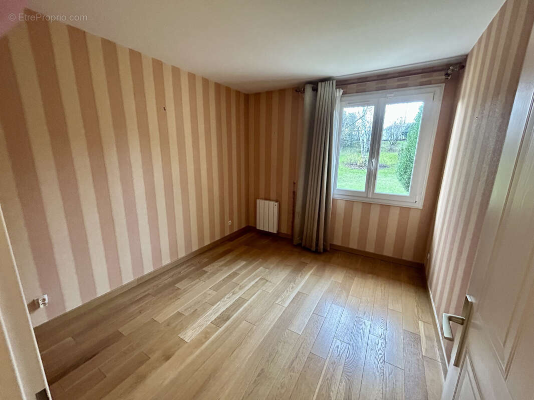 Maison à CLAYE-SOUILLY