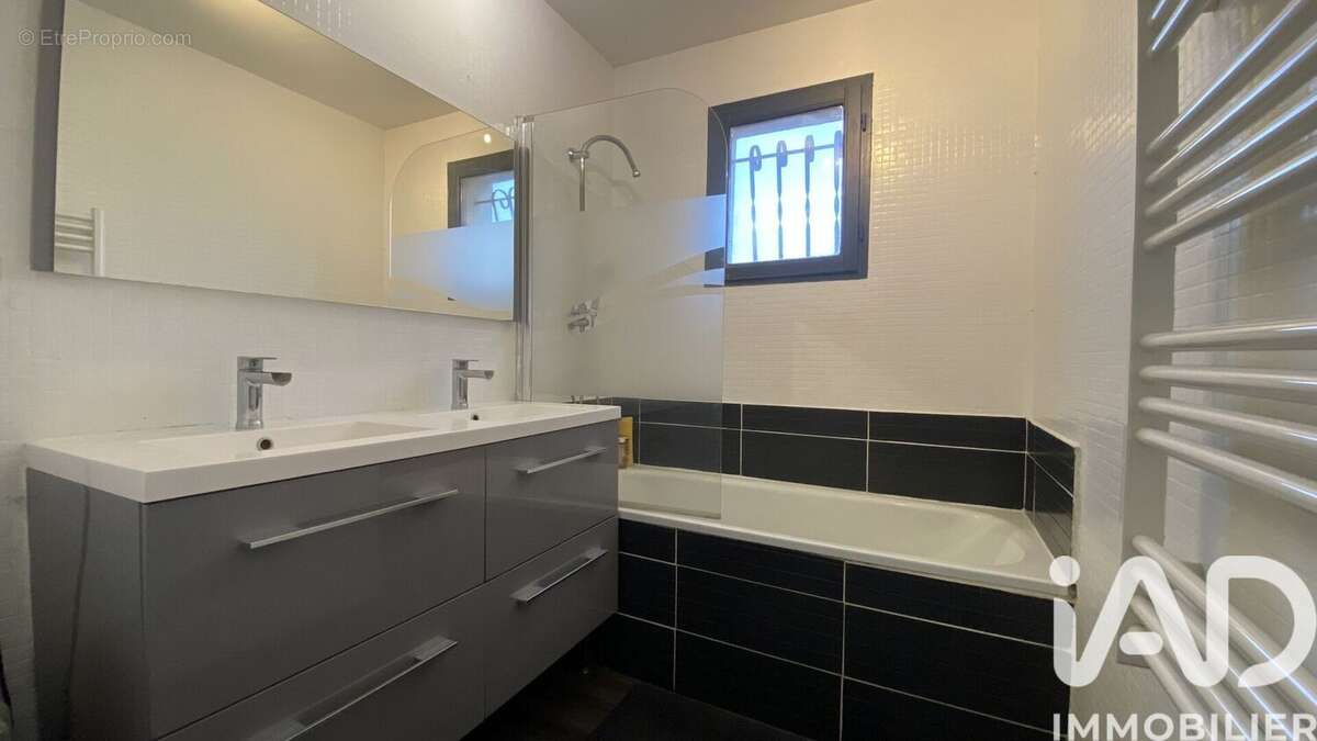 Photo 5 - Maison à JOUY-LE-CHATEL