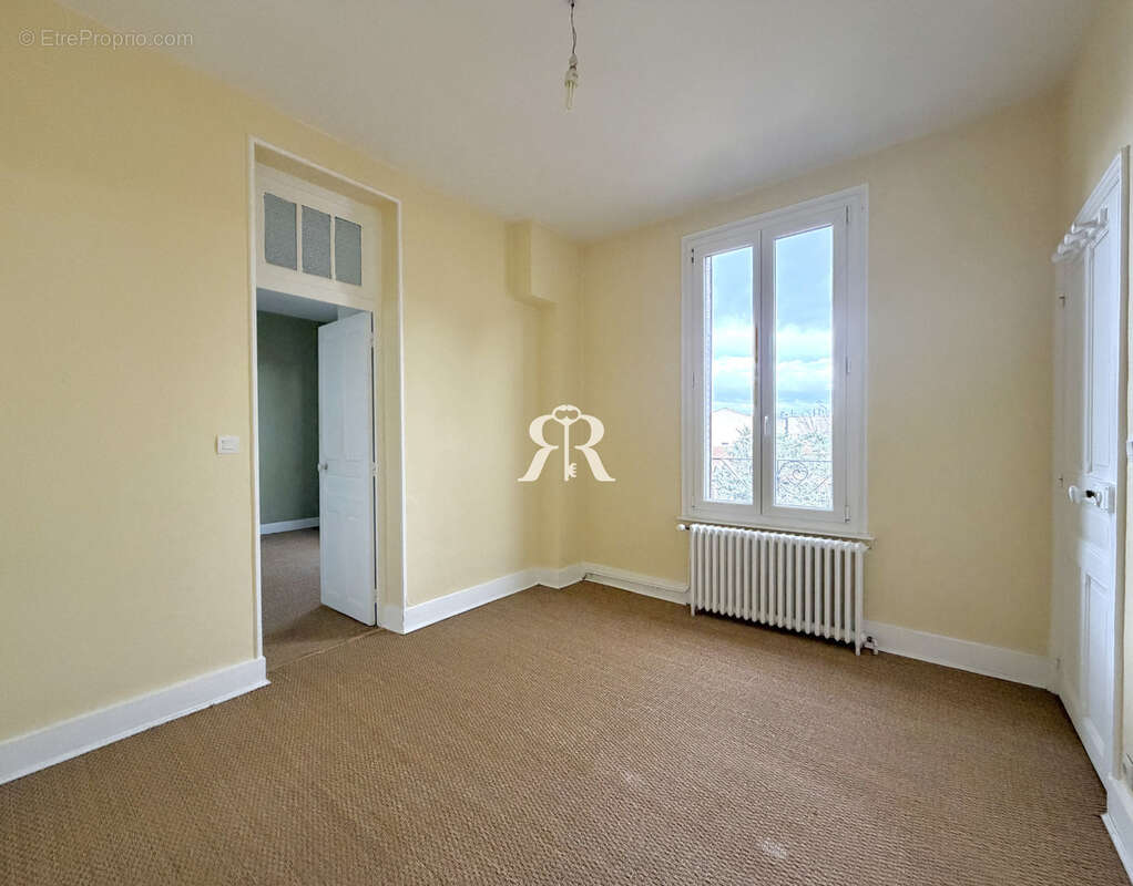 Maison à CLERMONT-FERRAND