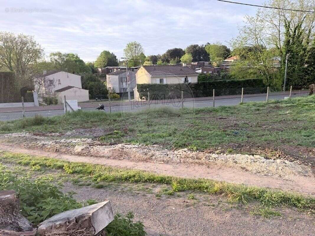 Terrain à SAINT-PALAIS-SUR-MER