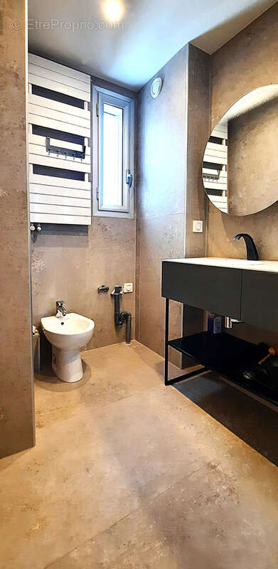 Appartement à ROQUEBRUNE-CAP-MARTIN