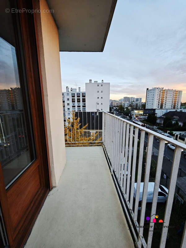 Appartement à ENGHIEN-LES-BAINS