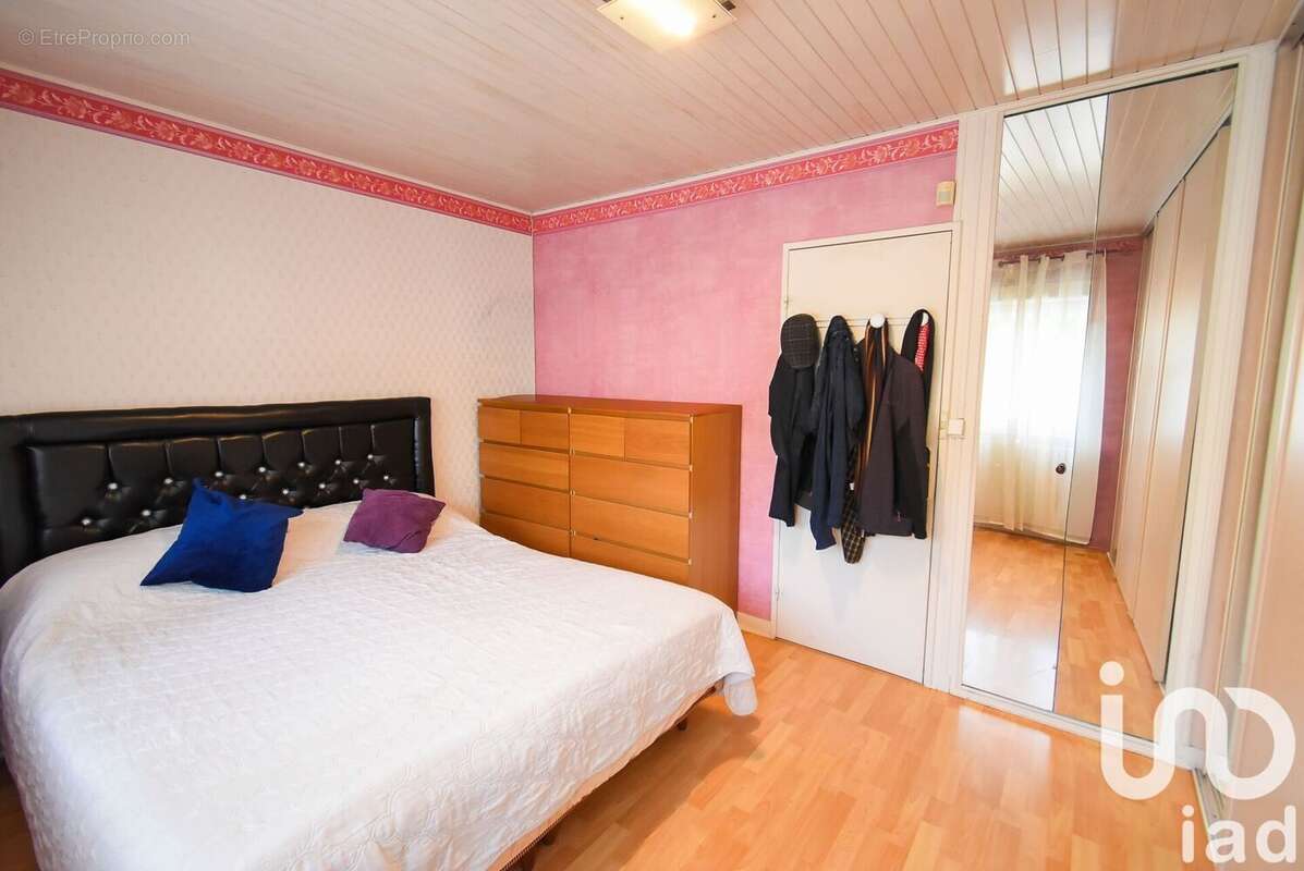 Photo 8 - Maison à COUBRON