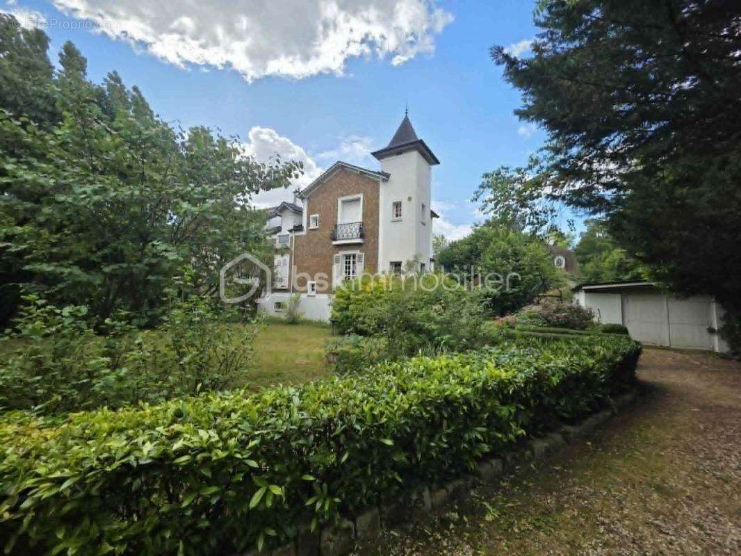 Maison à CHELLES