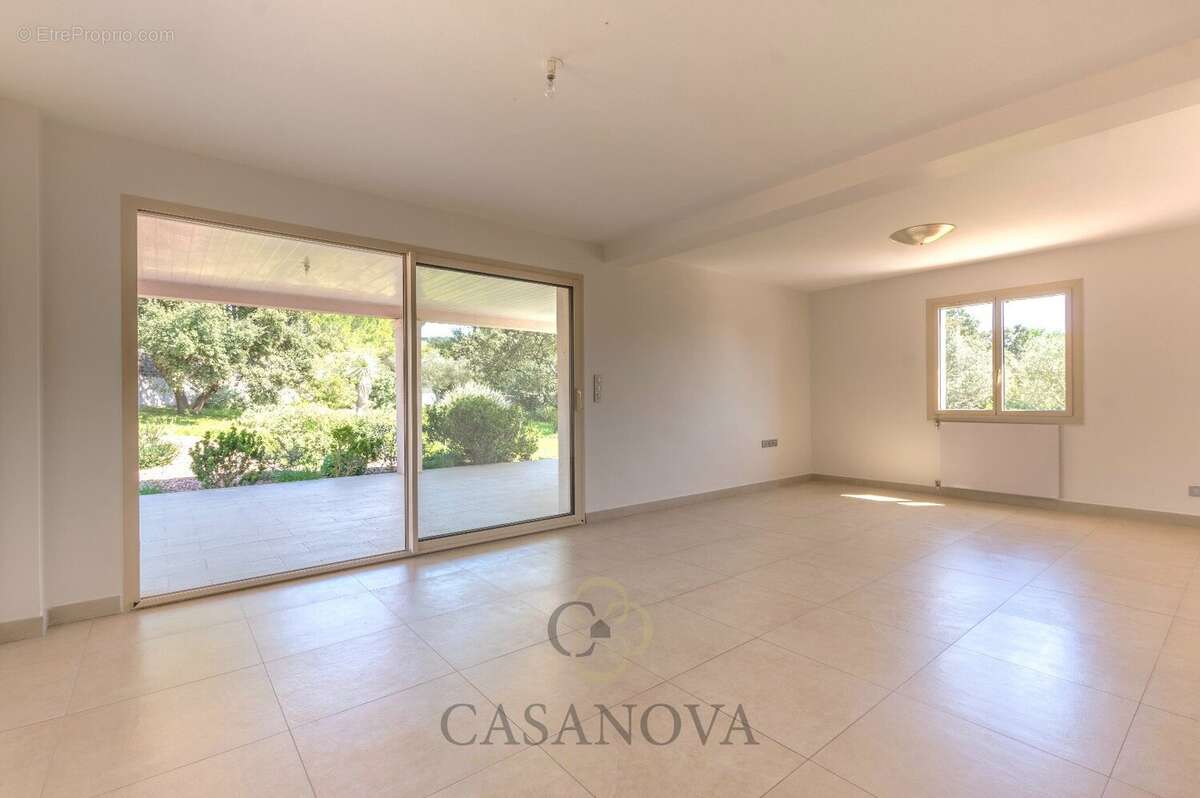 Maison à SAINT-GELY-DU-FESC