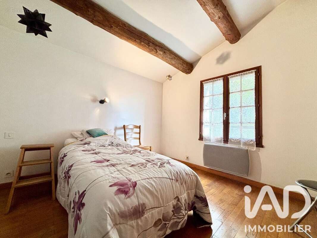 Maison 97 m² à Saint-Saturnin-Les-Avignon  - photo 5