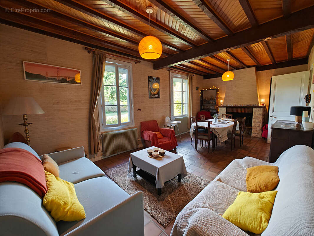 Maison à LUGOS