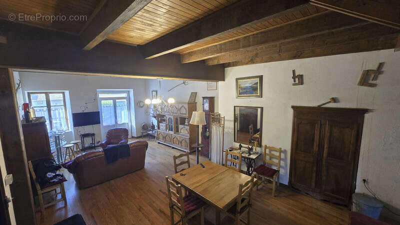 Maison à DUNIERE-SUR-EYRIEUX