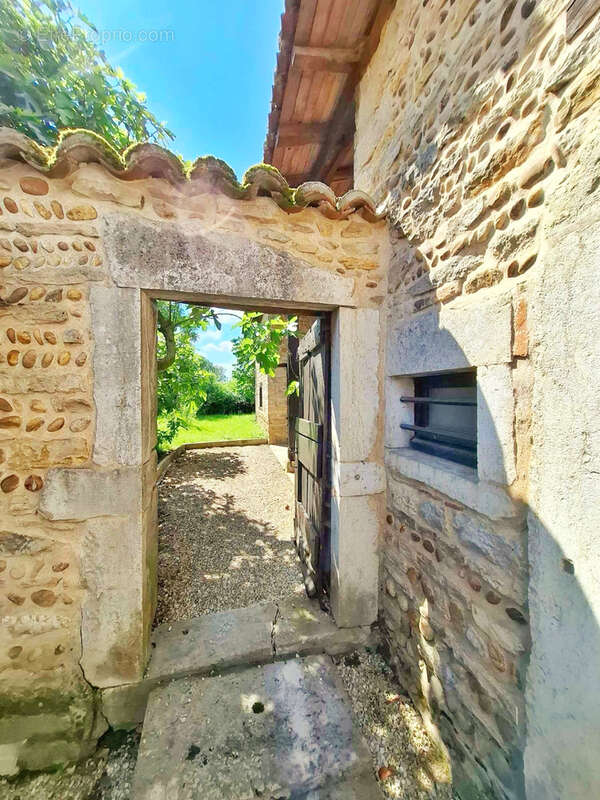 Maison à VIRIAT