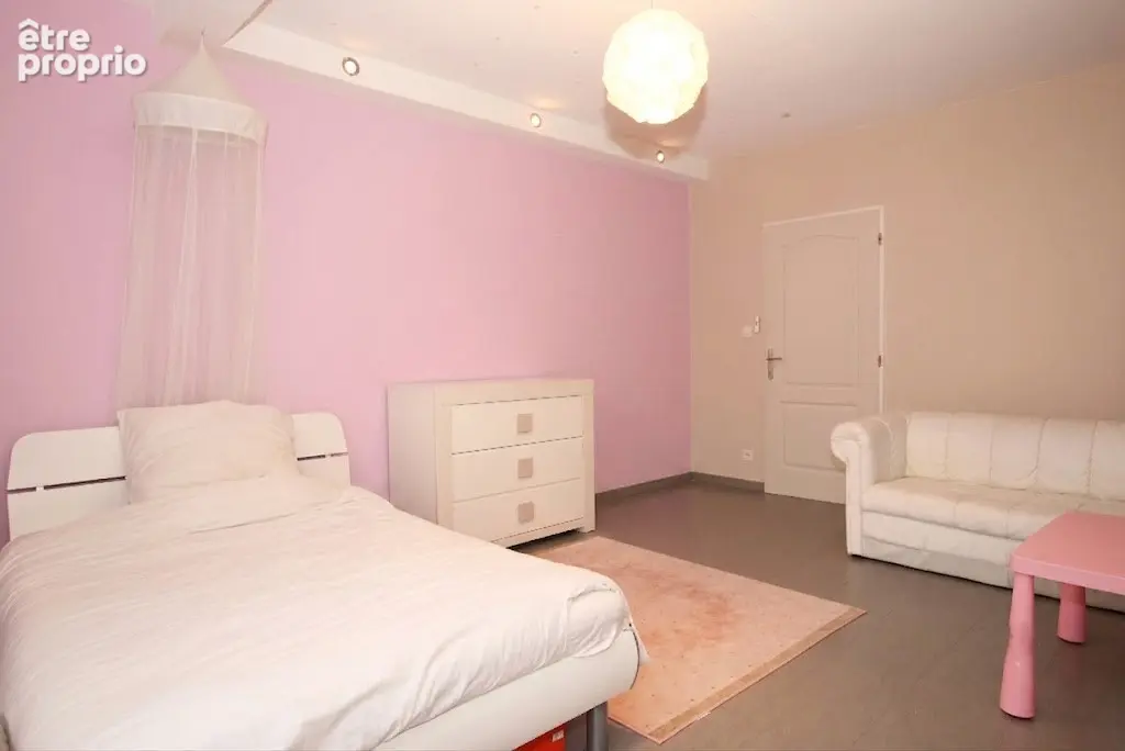 Appartement de 185 m² 3 chambres cave stationnement à vendre à RONCOURT - photo 6