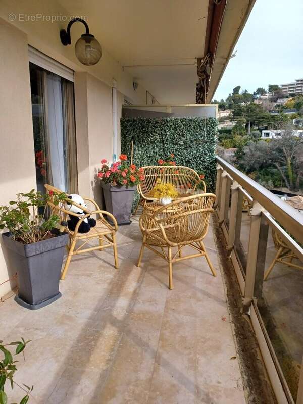 Appartement à LE CANNET