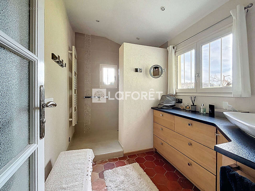 Maison ancienne 6 Pièces 142m² - photo 12