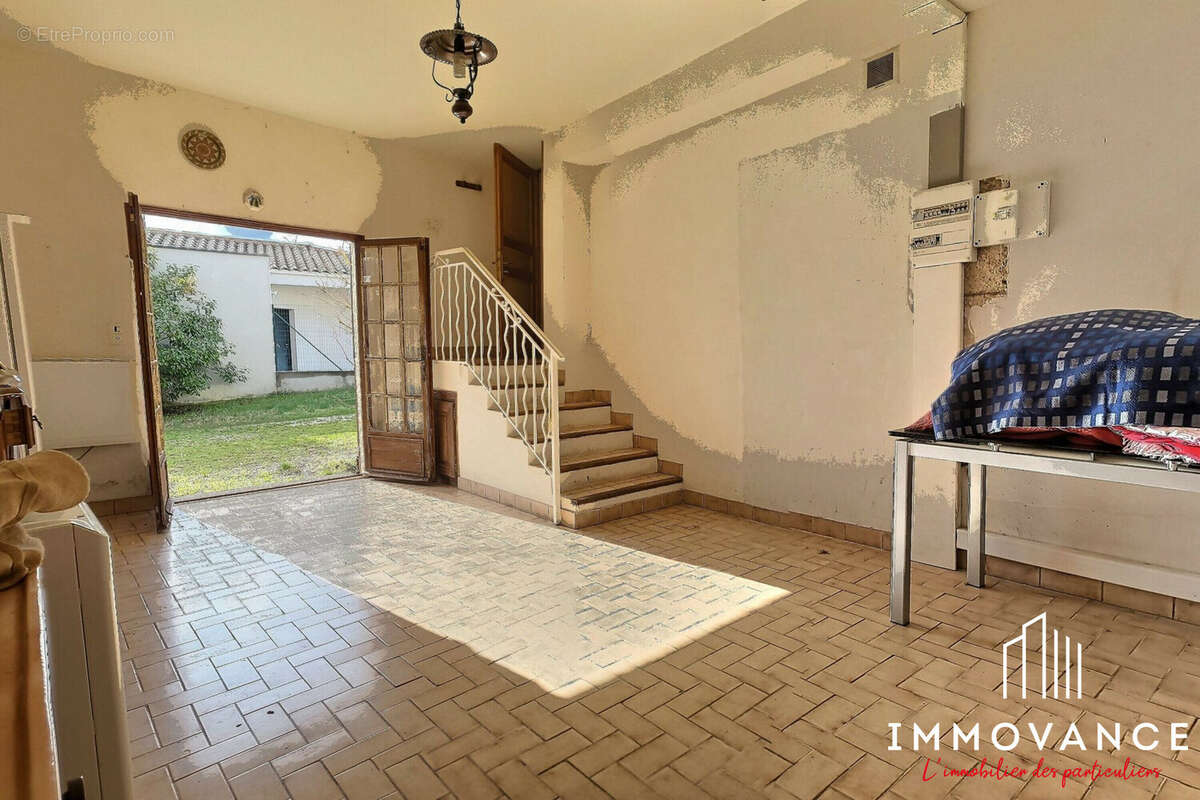 Maison 120 m² à Claret  - photo 8