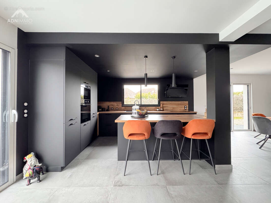 Maison à SAINT-JEAN-DE-GONVILLE