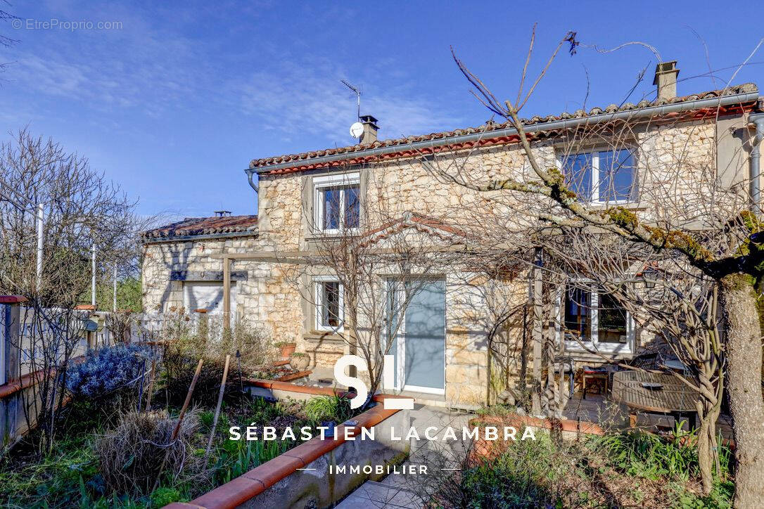 Maison à DENAT