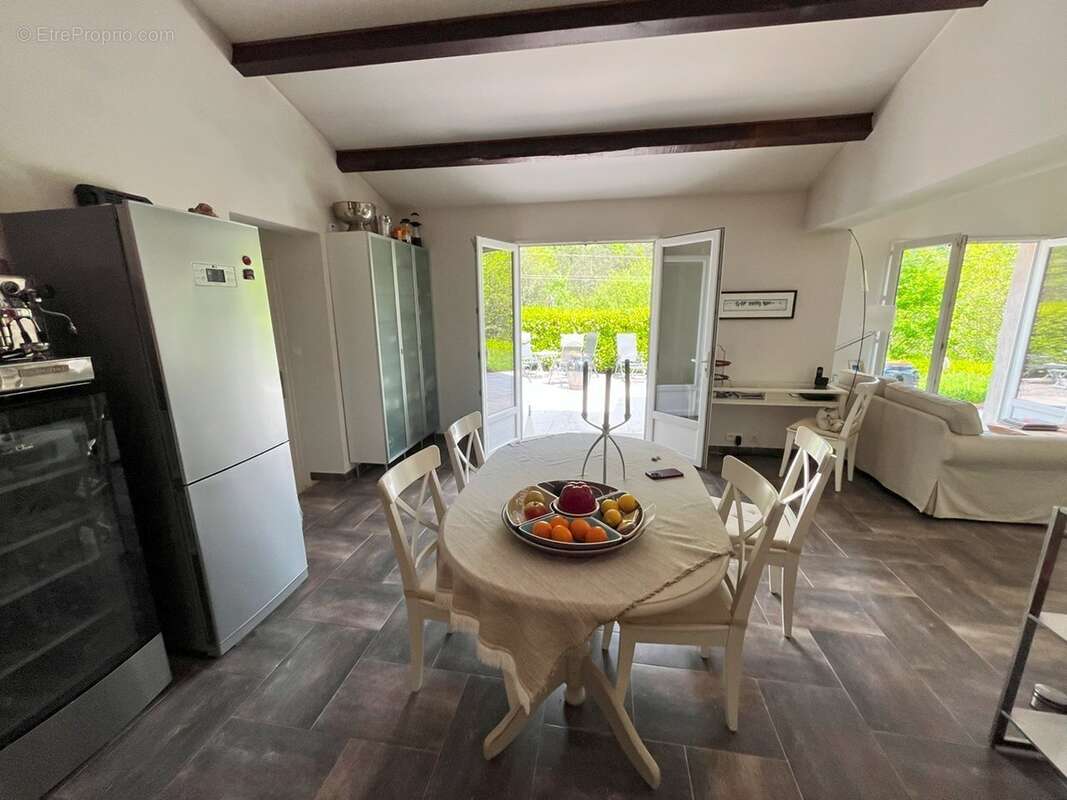 Maison à MONOBLET