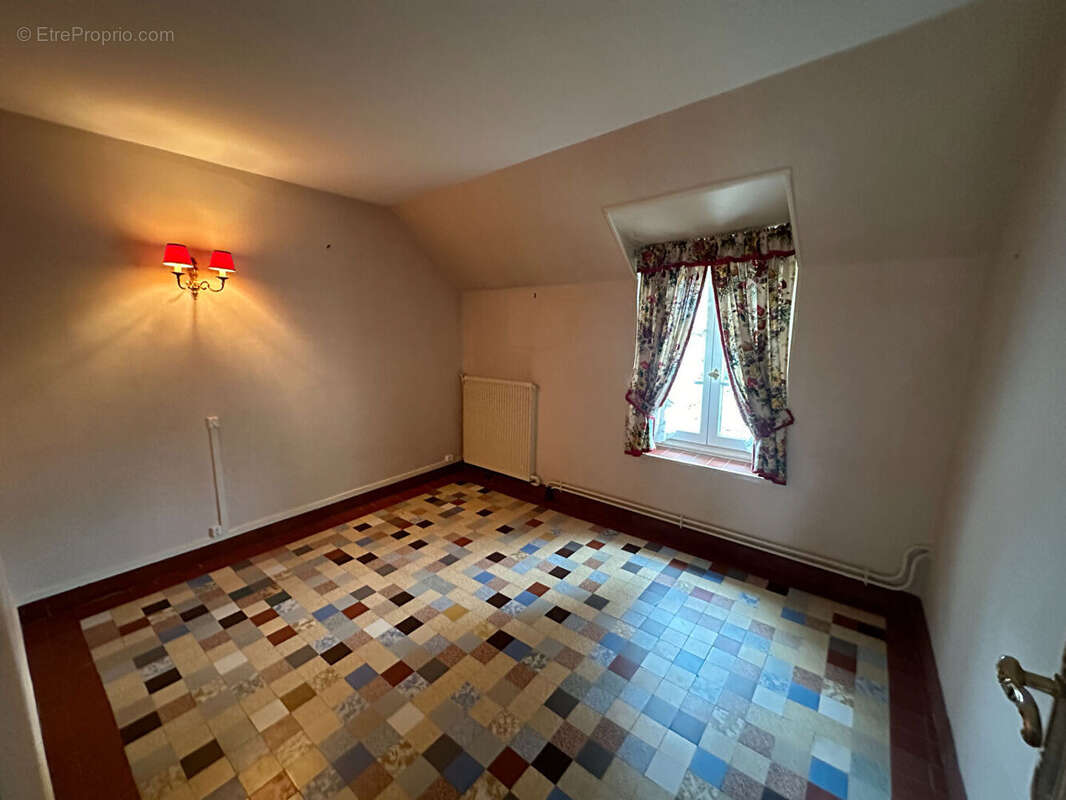 Maison à LE PERCHAY