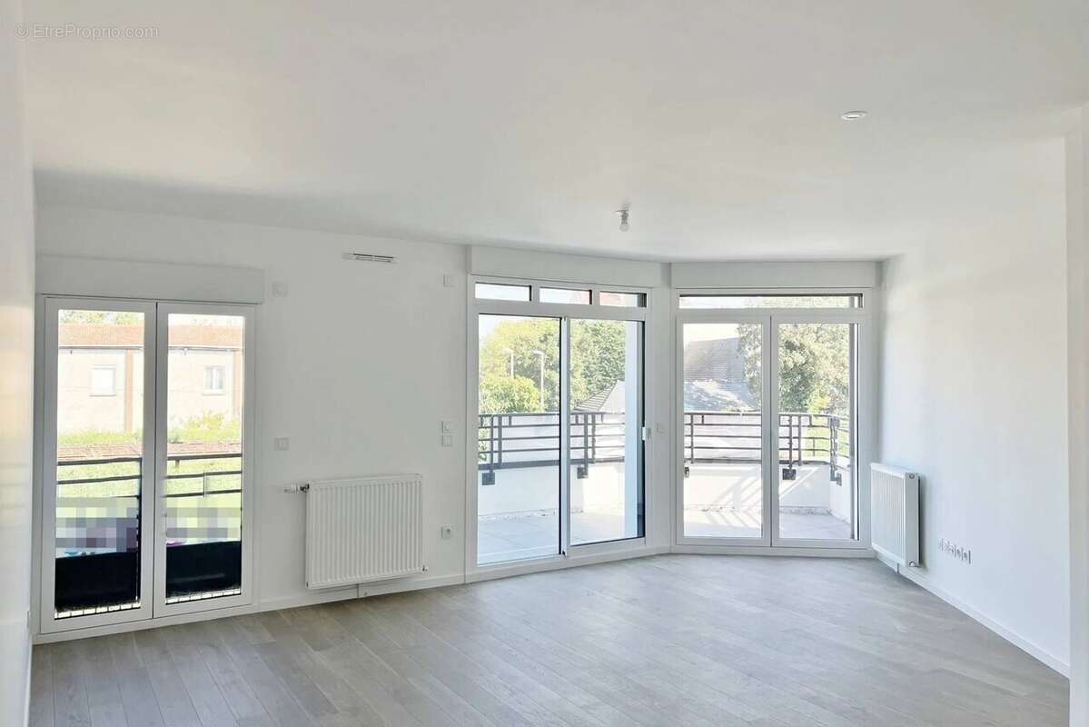 Appartement à SAINT-MAUR-DES-FOSSES