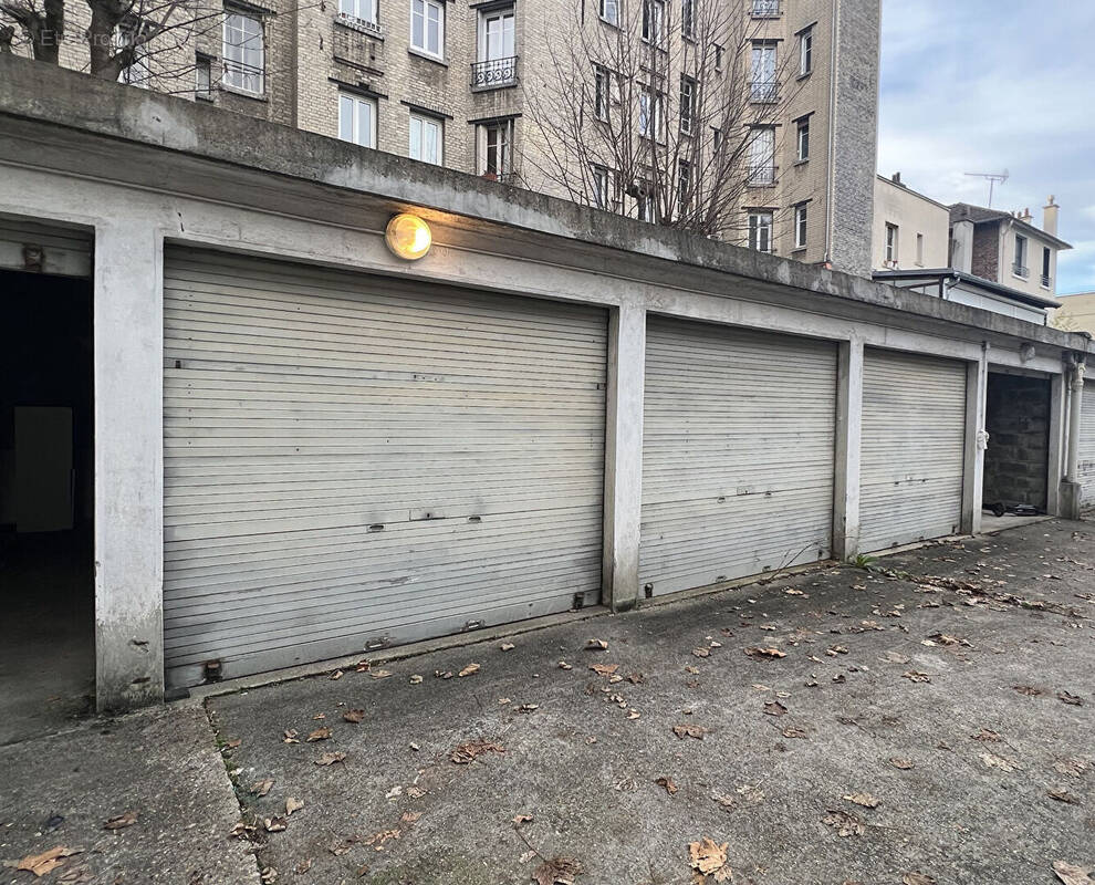 Parking à ASNIERES-SUR-SEINE