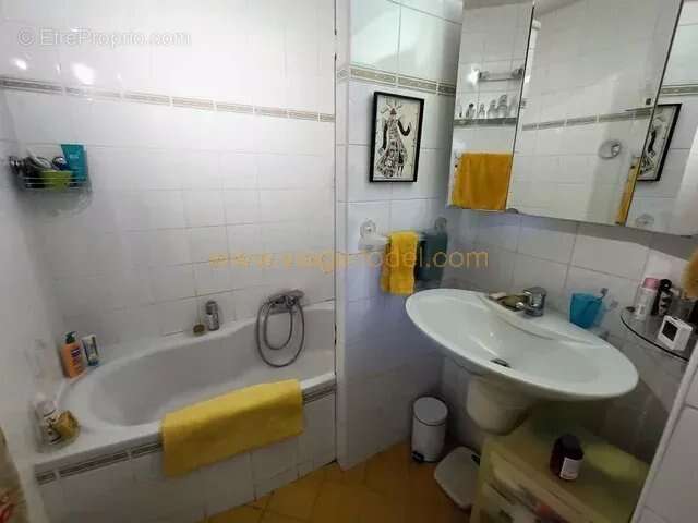 Appartement à LA TURBIE