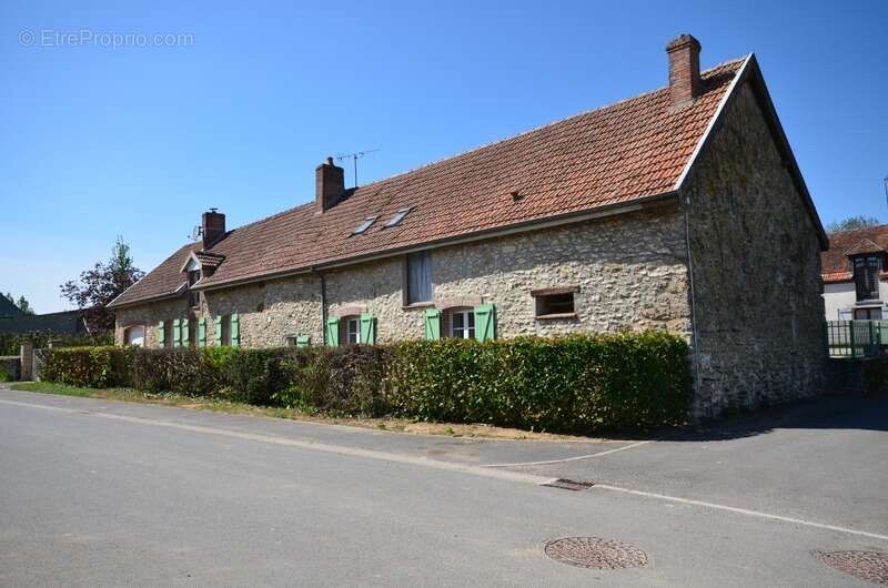 Maison à MONTMIRAIL