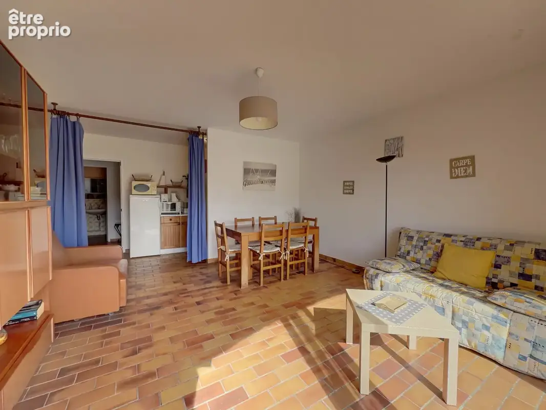 Appartement à SIX-FOURS-LES-PLAGES