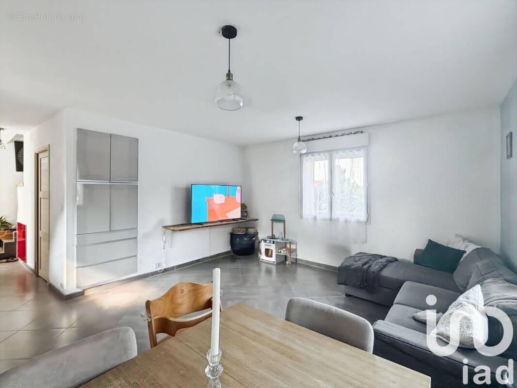 Photo 1 - Maison à RUMILLY