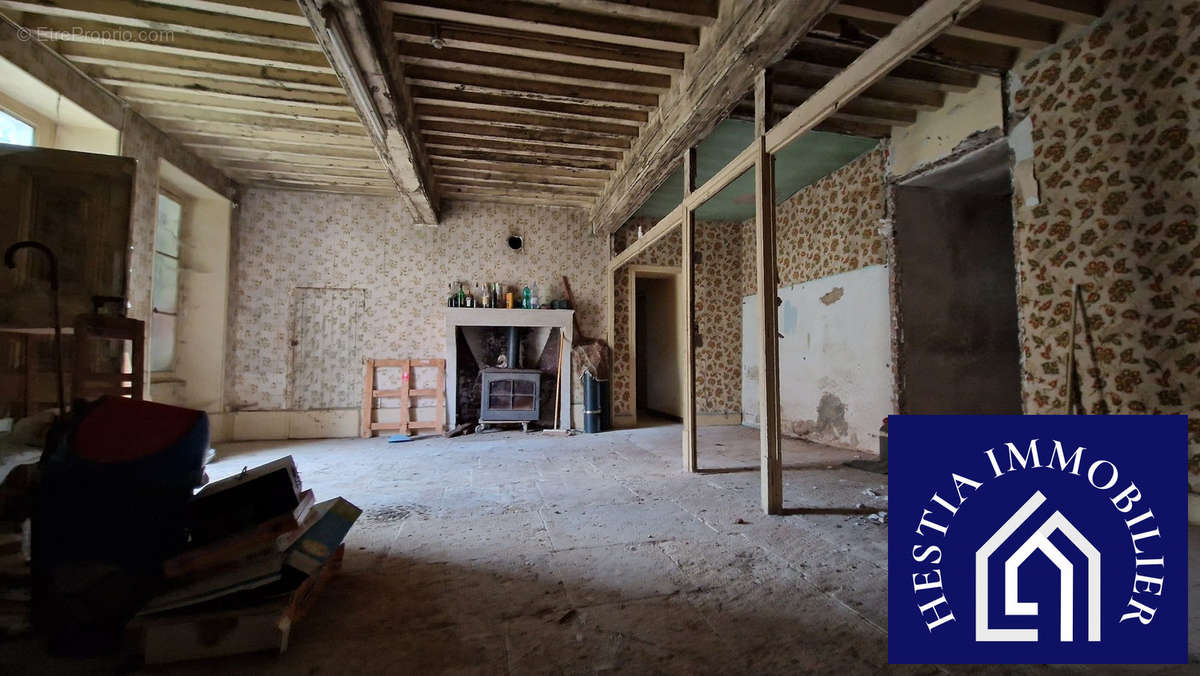 Maison à LACOUR-D&#039;ARCENAY