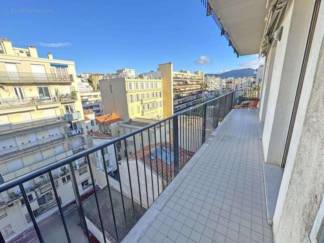 Appartement à NICE