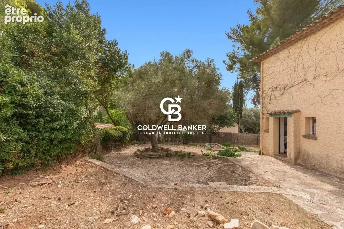 Villa de caractère avec vue mer et piscine, Domaine de La Californie - 83320 Carqueiranne - photo 36